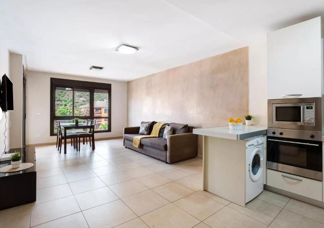 Be Happy 77 Apartment อาโรนา ภายนอก รูปภาพ